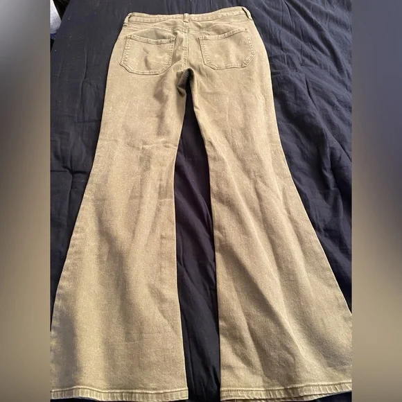 Altar’d State Echo Front Patch Pocket Bootcut Flare Jeans in Green Gray - Picture 2 of 8